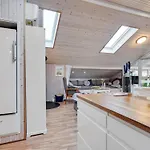 Flicka - 275m From The Sea By Interhome * Spodsbjerg