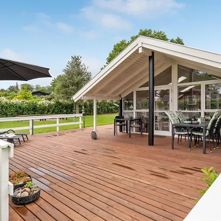 בית נופש Flicka - 275m From The Sea By Interhome