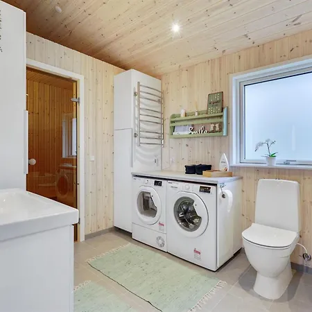 Flicka - 275m From The Sea By Interhome *