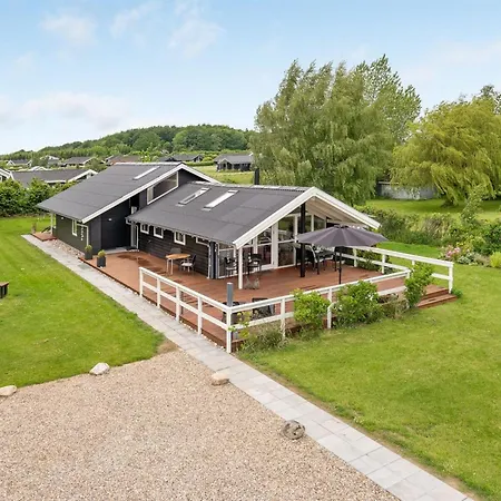 Flicka - 275m From The Sea By Interhome * Spodsbjerg